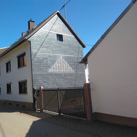 Fassadenverkleidung des Dachdecker-Meisterbetriebs Markus Hoffmann